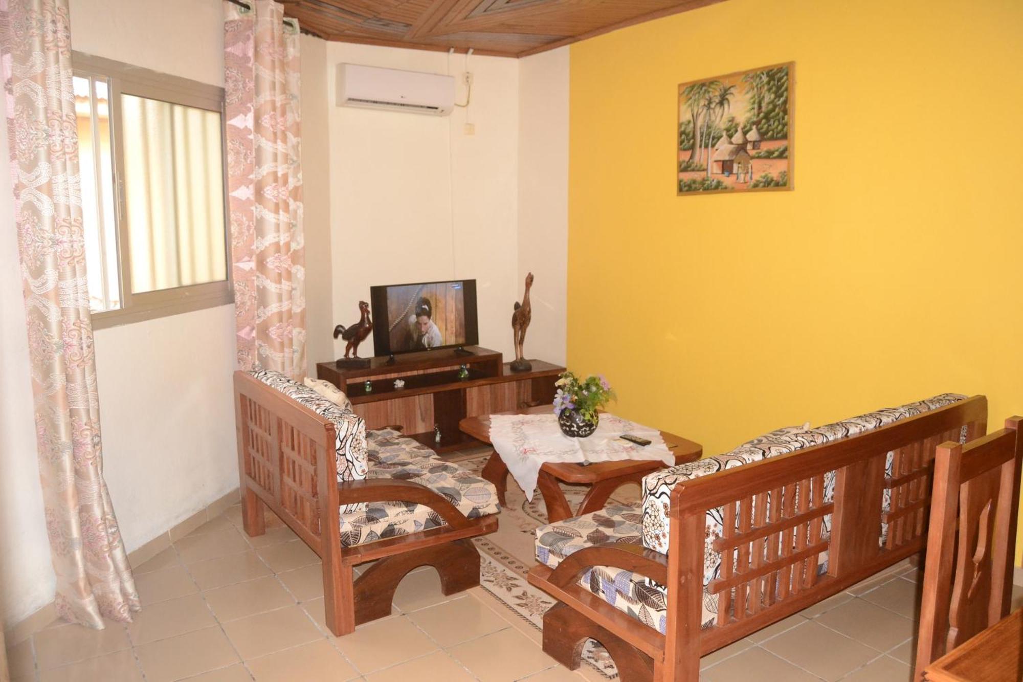 Hotel Restaurant Gites كريبي المظهر الخارجي الصورة